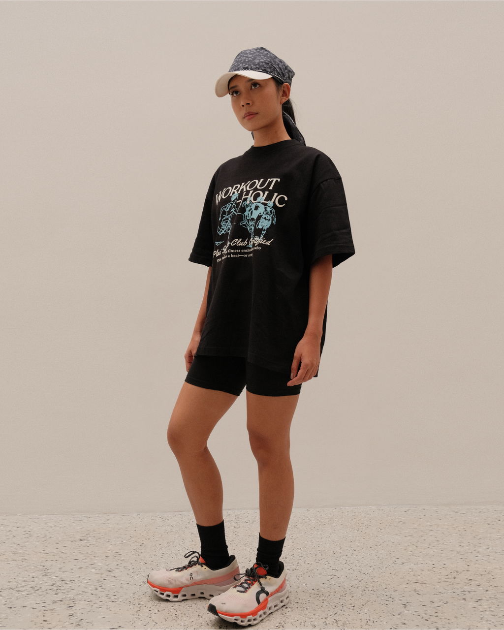 Unisex "Workoutholic" Boxy Shirt