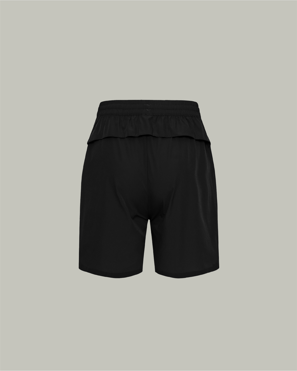 Ease Shorts in Black