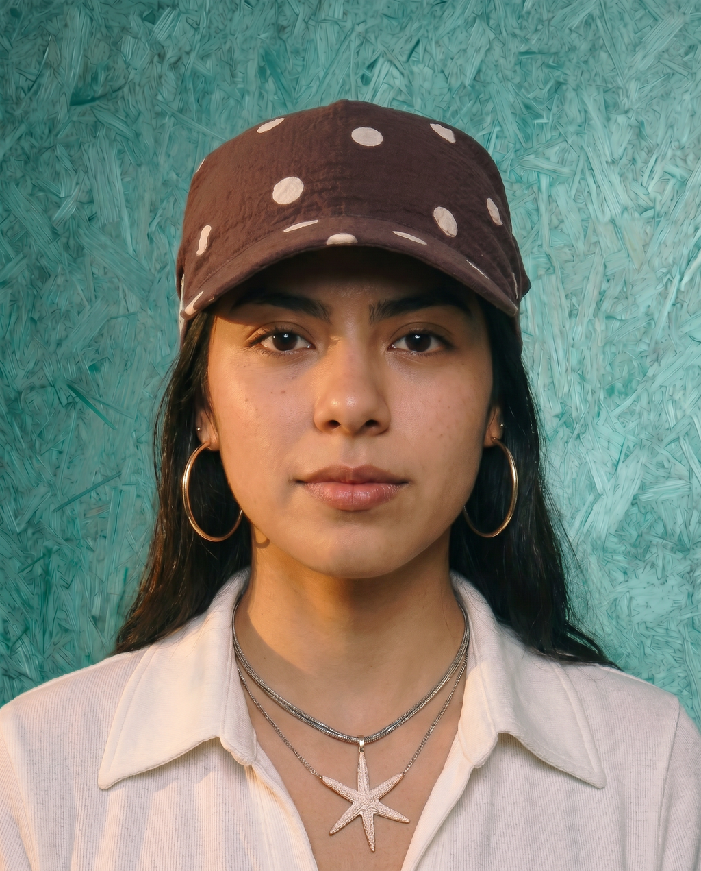 Runaway Cap in Maroon Dots